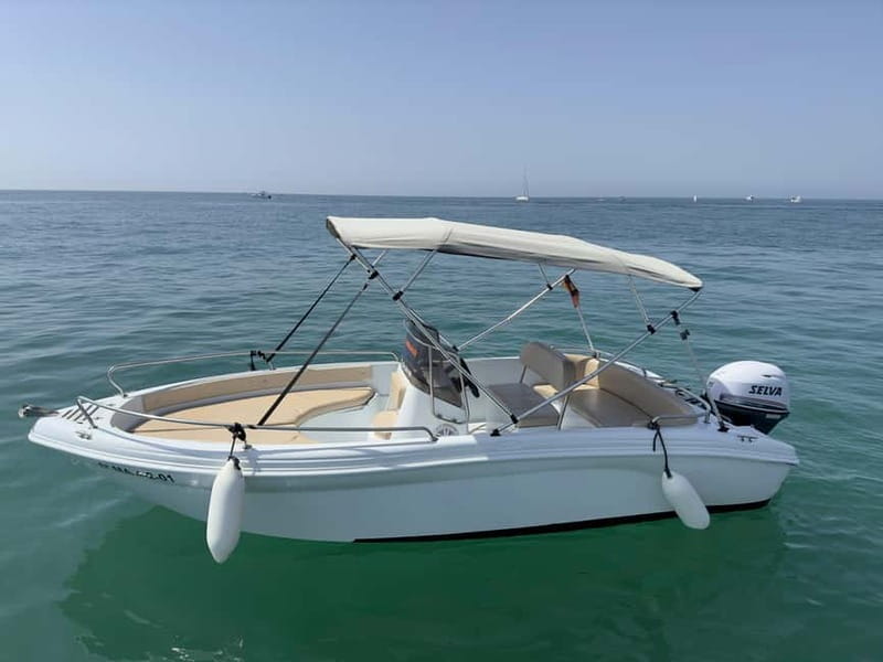 Malaga: Boat rentals without a license - What the Malaga boat rental is really like