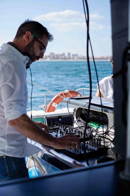 Malaga: Catamaran Sailing Cruise with Swimming & Optional DJ - Sailing, or simply cruising?