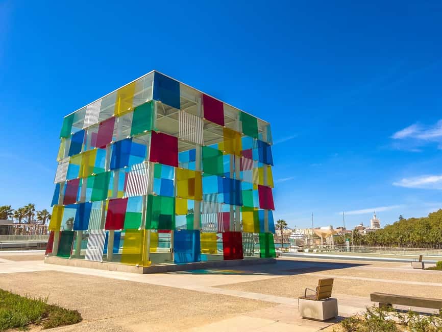 Malaga: Centre Pompidou Malaga Ticket and City Audio Guide - Using the 95-stop Málaga audio guide
