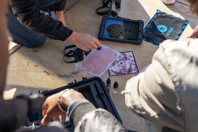 Malaga city game: Operation Mindfall - How the iPad and augmented reality work