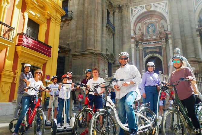 Malaga Electric Bikes Guided Tour - The Gibralfaro climb and the view over the bay