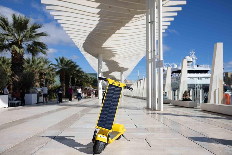 Malaga: Explore Malaga on a Electric Scooter - Picking up your scooter near El Corte Inglés
