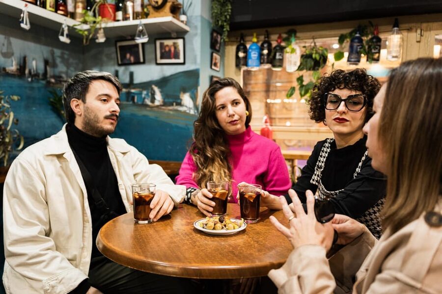 Malaga: Food Tour with Local Guide, Tapas, and Drinks - Key points to know before you book