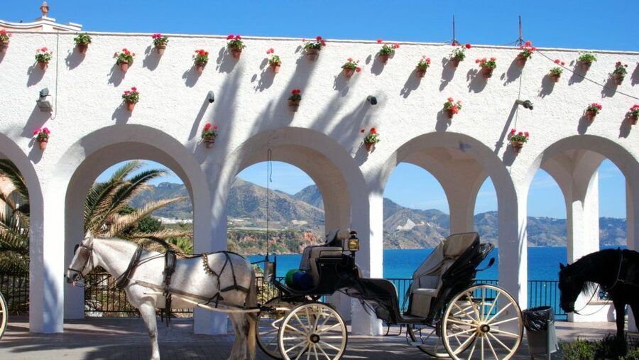 Malaga: Frigiliana & Nerja Tour with Local Product Tastings - Nerja’s Balcony of Europe and Burriana Beach