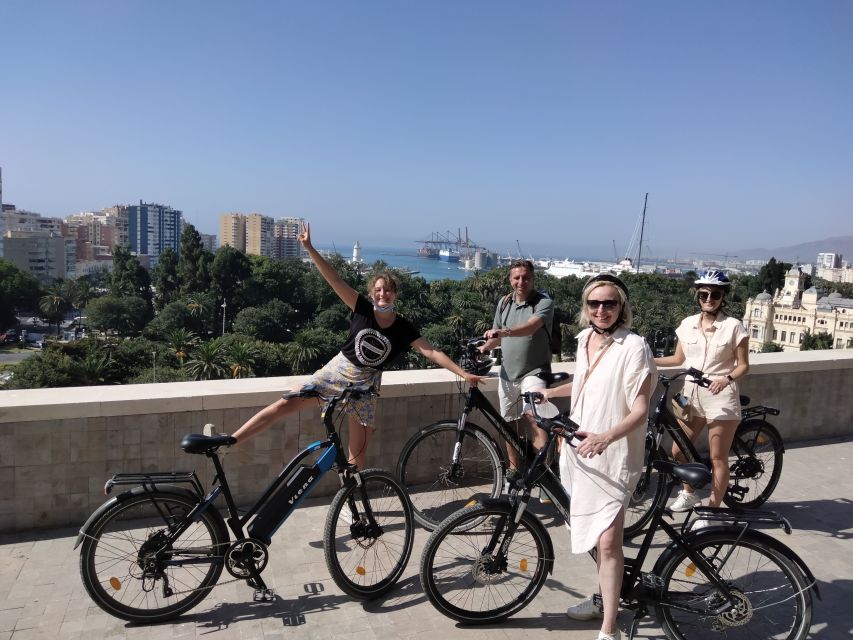 Malaga: Guided E-Bike Tour - Down past the Alcazaba and along the beaches