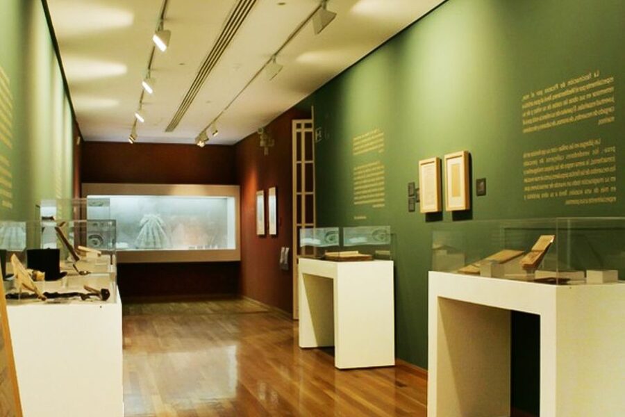 Malaga: Guided tour of Picasso's Birthplace Museum - Booking, weather, and basic planning