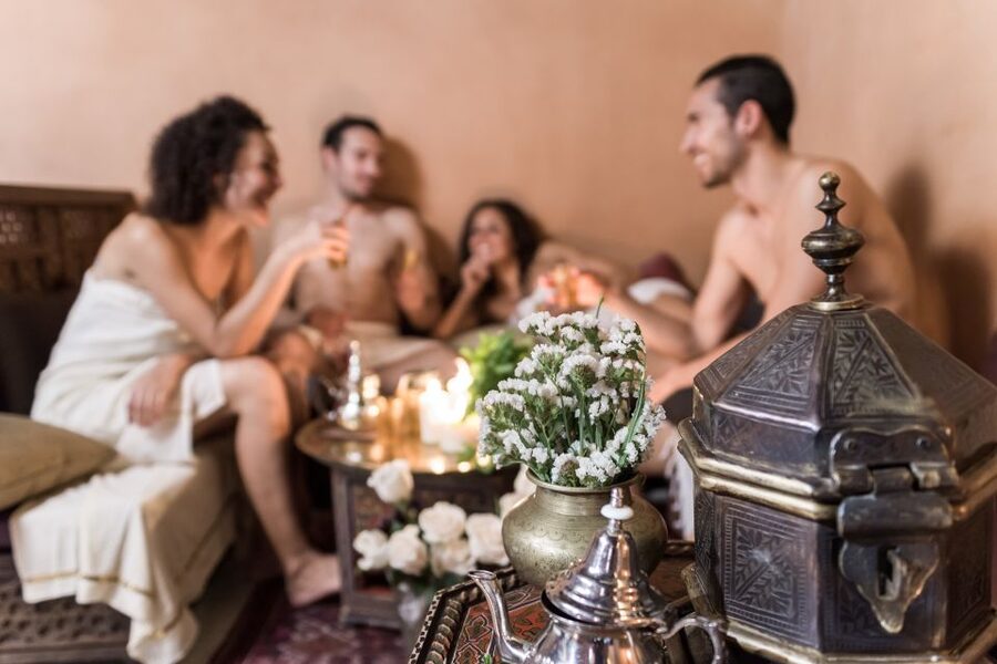 Malaga: Hammam Al Ándalus Entry Ticket with Massage - What to bring and how to prepare
