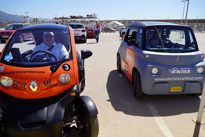 Malaga Highlights by Electric Car with Port Pick up - Returning to the center through street art