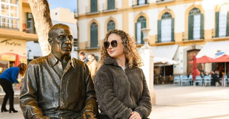 Malaga: History of Picasso Guided Walking Tour - Starting where Picasso’s Malaga begins