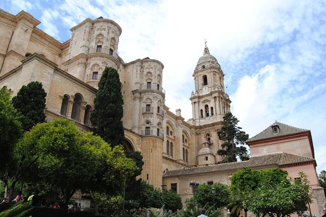 Malaga Monuments Private Walking Tour - Strolling through Parque de Malaga