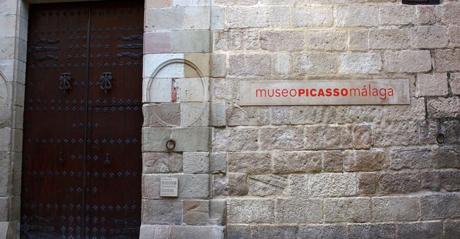 Malaga: Picasso Museum Guided Tour with Skip-the-Line Ticket - Why Picasso makes more sense with a guide in Málaga