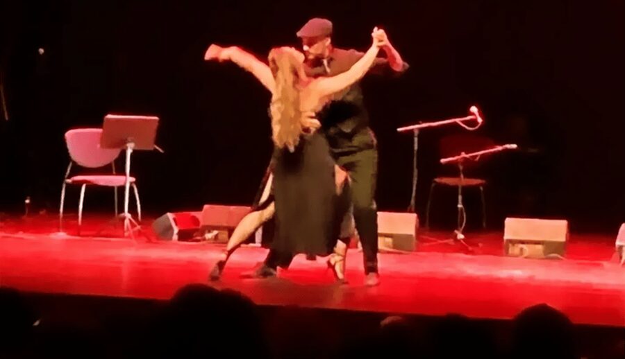 Malaga: Private Argentine Tango Lessons - What beginners should know before stepping onto the floor
