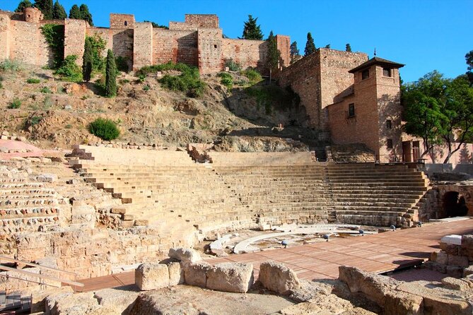Málaga: Private Sightseeing Treasure Hunt - How the Málaga treasure hunt works