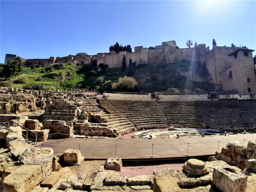 Malaga: Private walking tour - From La Aduana Vieja to Malaga’s old center