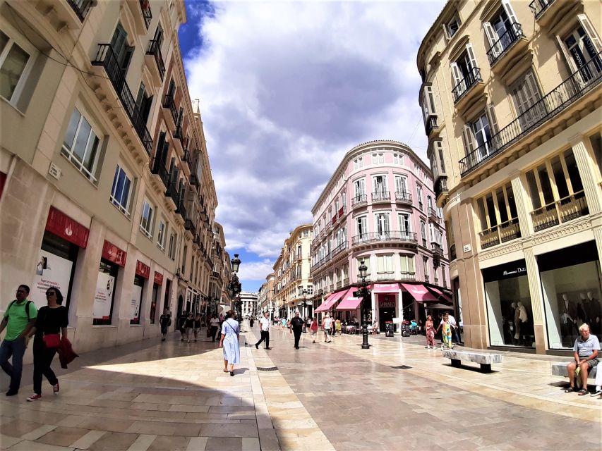 Malaga: Private walking tour - Why the private format matters