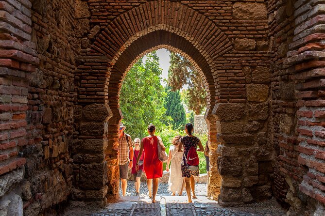 Malaga Private Walking Tour, Alcazaba & Catamaran Cruise - How the price adds up