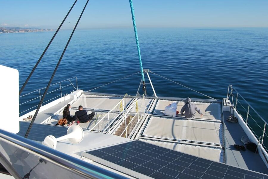Malaga: Sailing Catamaran Sunset Cruise with Live DJ & Drink - Practical advice for a better evening