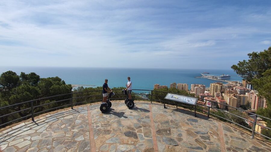 Malaga segway: Panoramic tour of Gibralfaro - The castle viewpoint and the best time for photos