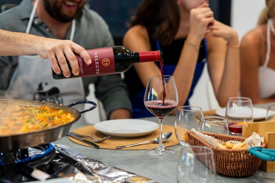 Málaga: Spanish Cooking Workshop with Paella and Sangria - Mixing Sangria and Sharing the Meal