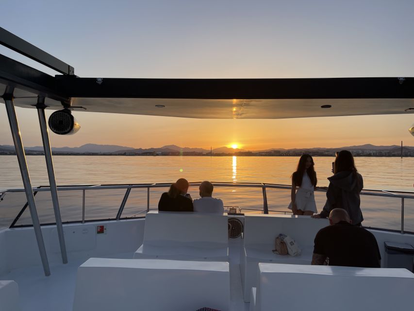 Málaga: Sunset Catamaran Trip - Finding your place on the boat
