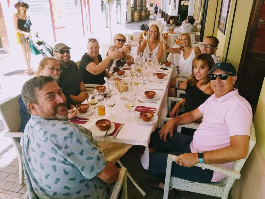 Malaga: Tapas Tasting Tour - A guide who connects food with Malaga