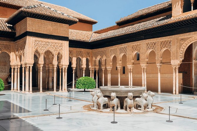 Malaga to Granada trip with Alhambra tickets included - What the small-group format changes