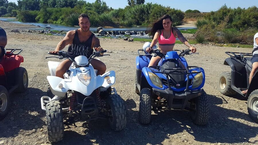 Málaga: Tour Off-Road 1-Hour Solo All-Terrain Quad Adventure - Guide support, safety, and languages