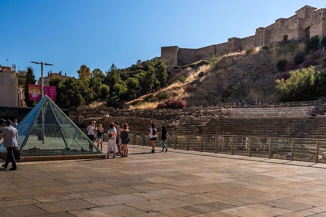 Malaga Tour with Cathedral, Alcazaba and Roman Theatre - Málaga Cathedral and La Manquita
