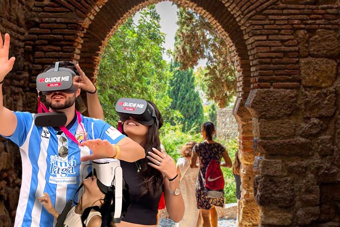Malaga Tour with VR Stops: Alcazaba, Roman Theatre, Picasso &more - Meeting Picasso at his birthplace
