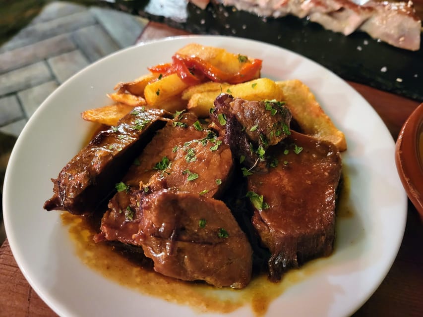 MALAGA: ULTIMATE FLAMENCO & TAPAS TOUR - A sit-down tapas dinner to finish the meal