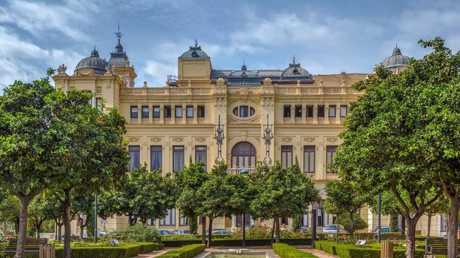 Malaga: VIP private Tuk Tuk tour - Malaga Cathedral, the university, and the city hall