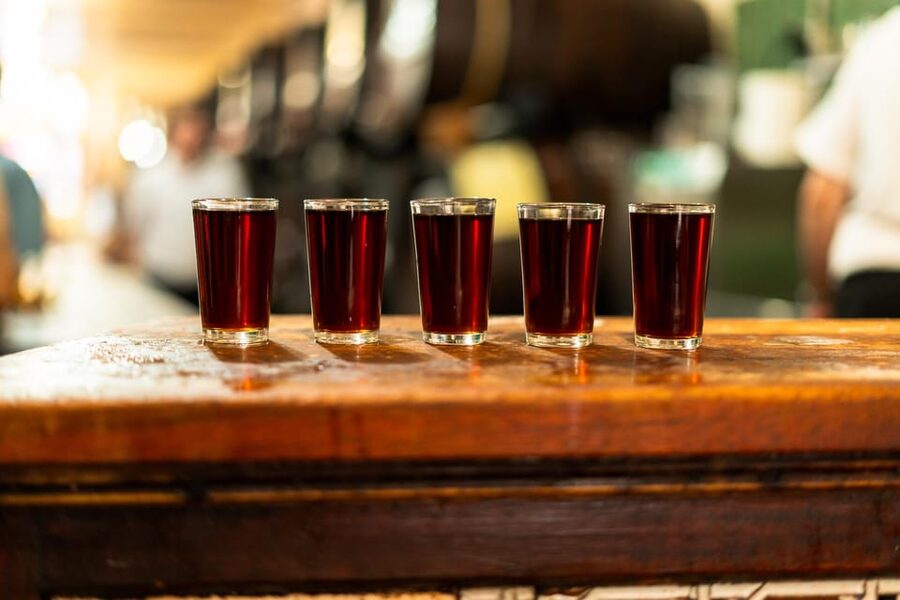 Malaga: Wine and Tapas Tour with Tastings and Drinks - Key points at a glance