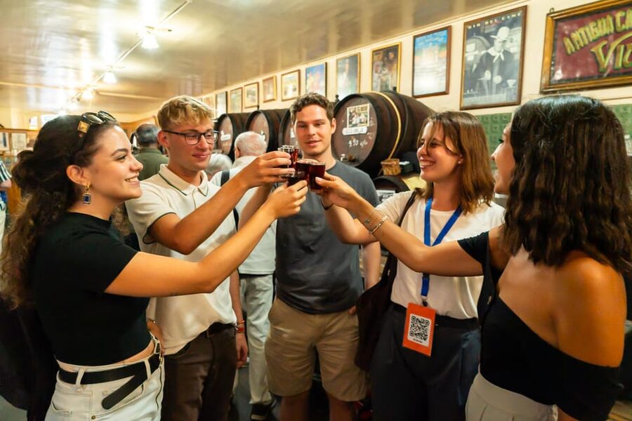 Malaga: Wine and Tapas Tour with Tastings and Drinks - The wine canteen and Málaga’s sweet wine