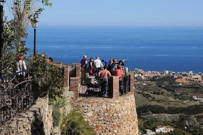 Mijas Village Private Tour from Malaga and Surrounding Areas - Why Mijas works well as a half-day outing
