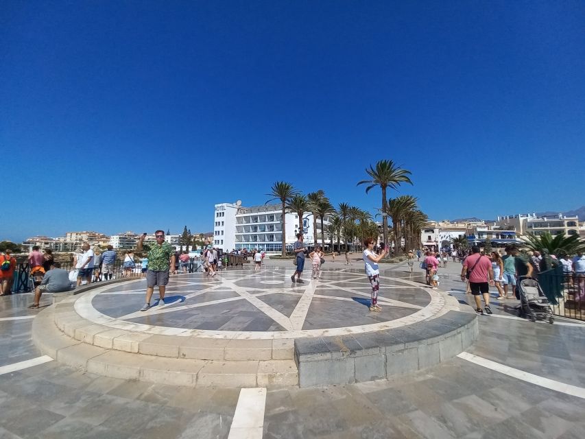 Nerja, Frigiliana & El Acebuchal: Full-Day Semi-Private Tour - What the small group changes