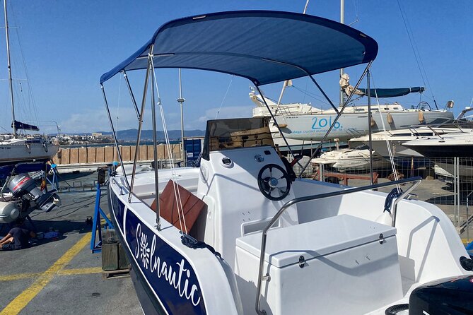 New 2025!! Unlicensed boat for dolphin watching - What the boat includes, and what it does not
