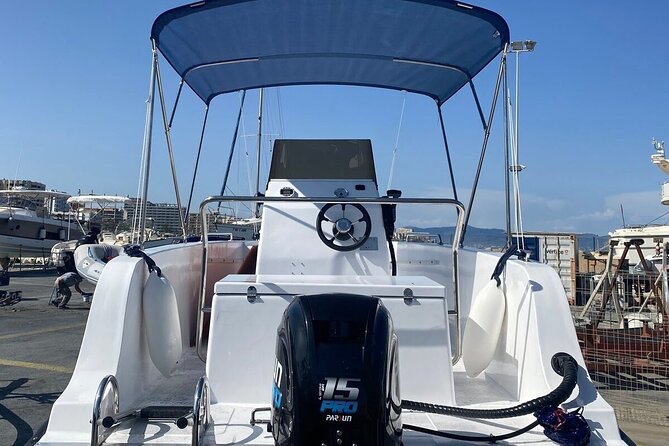 New 2025!! Unlicensed boat for dolphin watching - The best way to plan your time on the boat