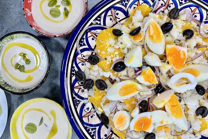 Paella and Sangria Workshop in Malaga - The teaching style and group atmosphere