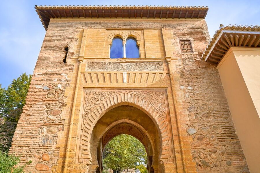 Private Alhambra Tour From Malaga & Surrounds - Key points to know before booking