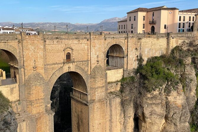 Private half-day tour of Ronda and the White Villages with native - Benalauria and the slower side of Andalusia