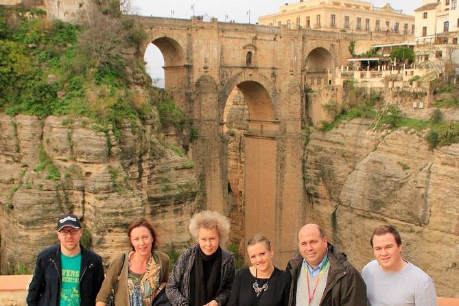 Private Tour in Ronda including the Bullring and Main Church - Timing, meeting points, and practical details