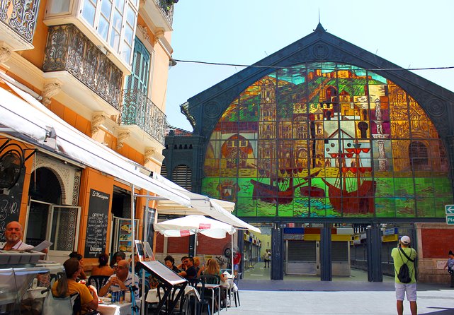 Private walking tour - A smart introduction to Malaga’s many pasts