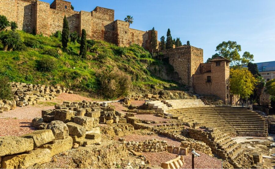 Private walking tour: Cathedral, Alcazaba and Roman Theatre - Language, weather, and walking pace