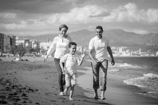 Professional Photo Session in Malaga - How Roxana helps you look comfortable