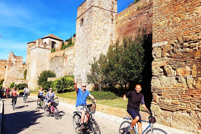 Rent a City Bike: Full Day 24 hours - Starting in SOHO near the port and old town