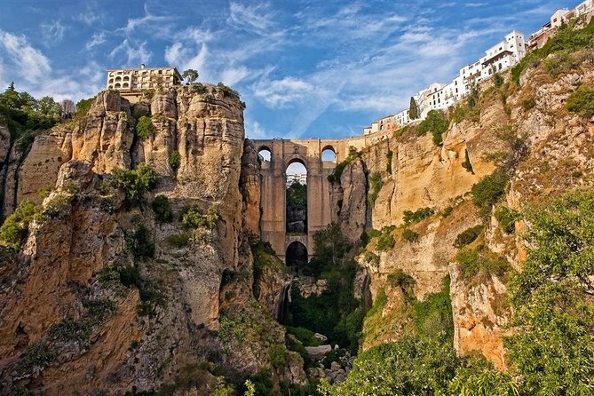 Ronda and Setenil de las Bodegas tour from Malaga - Setenil de las Bodegas beneath the rock