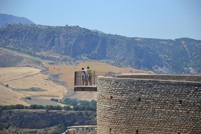 Ronda and Setenil de las Bodegas tour from Malaga - Ronda’s Old Bridge and Felipe V Gate