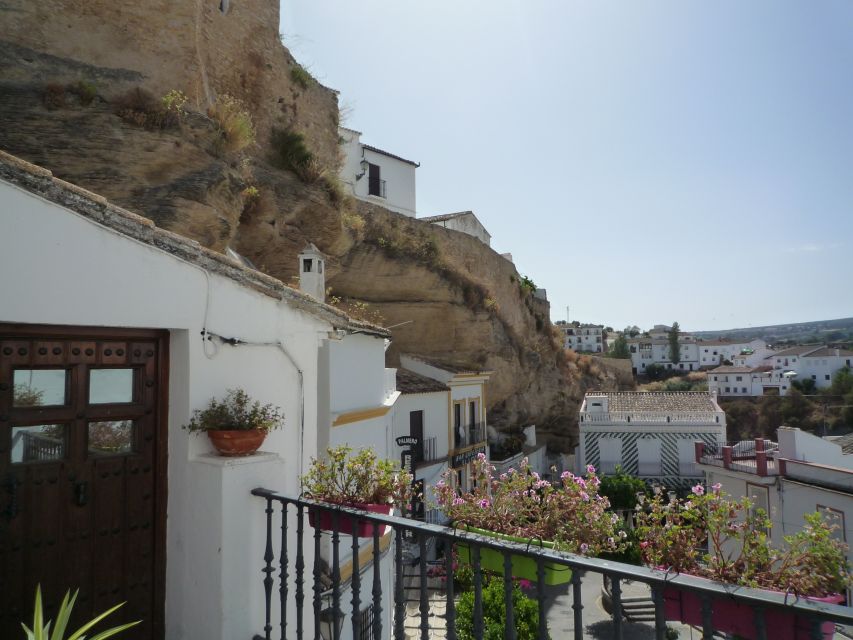 Ronda and Setenil Full Day - Ronda with a guide and a clear sightseeing route
