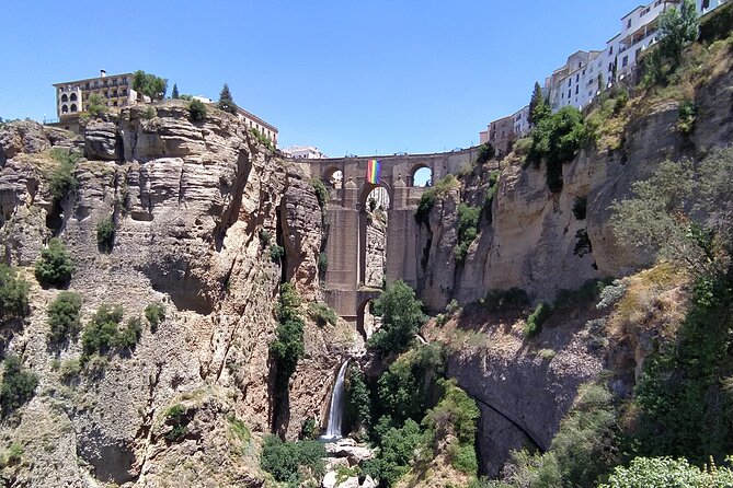 Ronda & Setenil de las Bodegas, land of contrasts / Semi-Private - Guides who shape the day