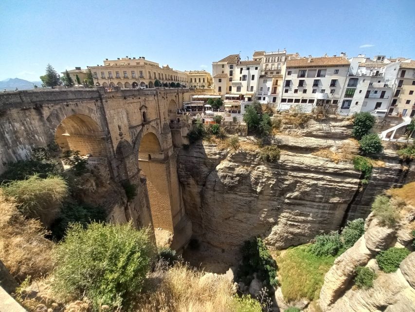 Ronda & Setenil de las Bodegas - SemiPrivate - Ronda’s gorge, bridge, and old streets